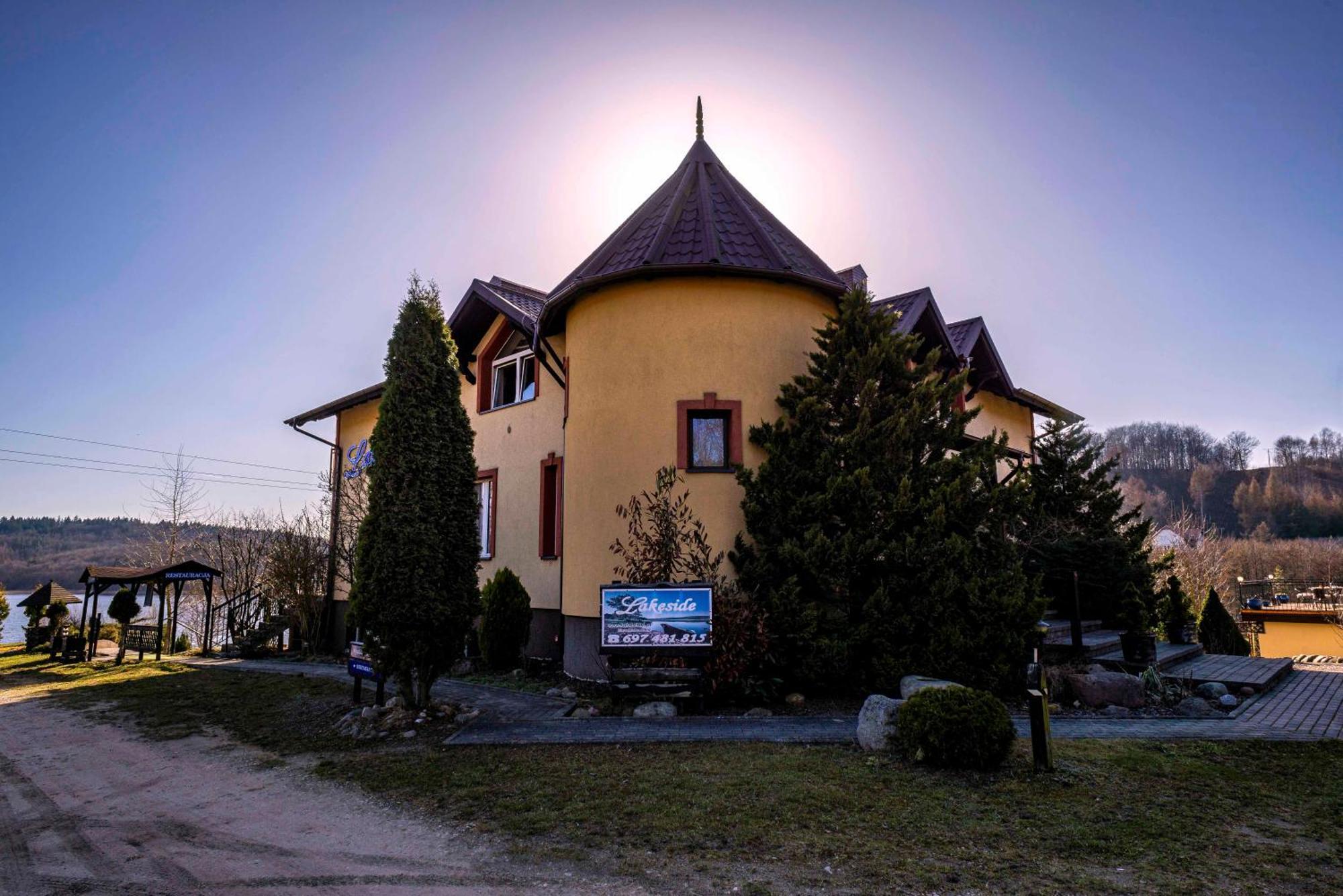 Pensjonat Nad Jeziorem Lakeside Brodnica Dolna Kültér fotó