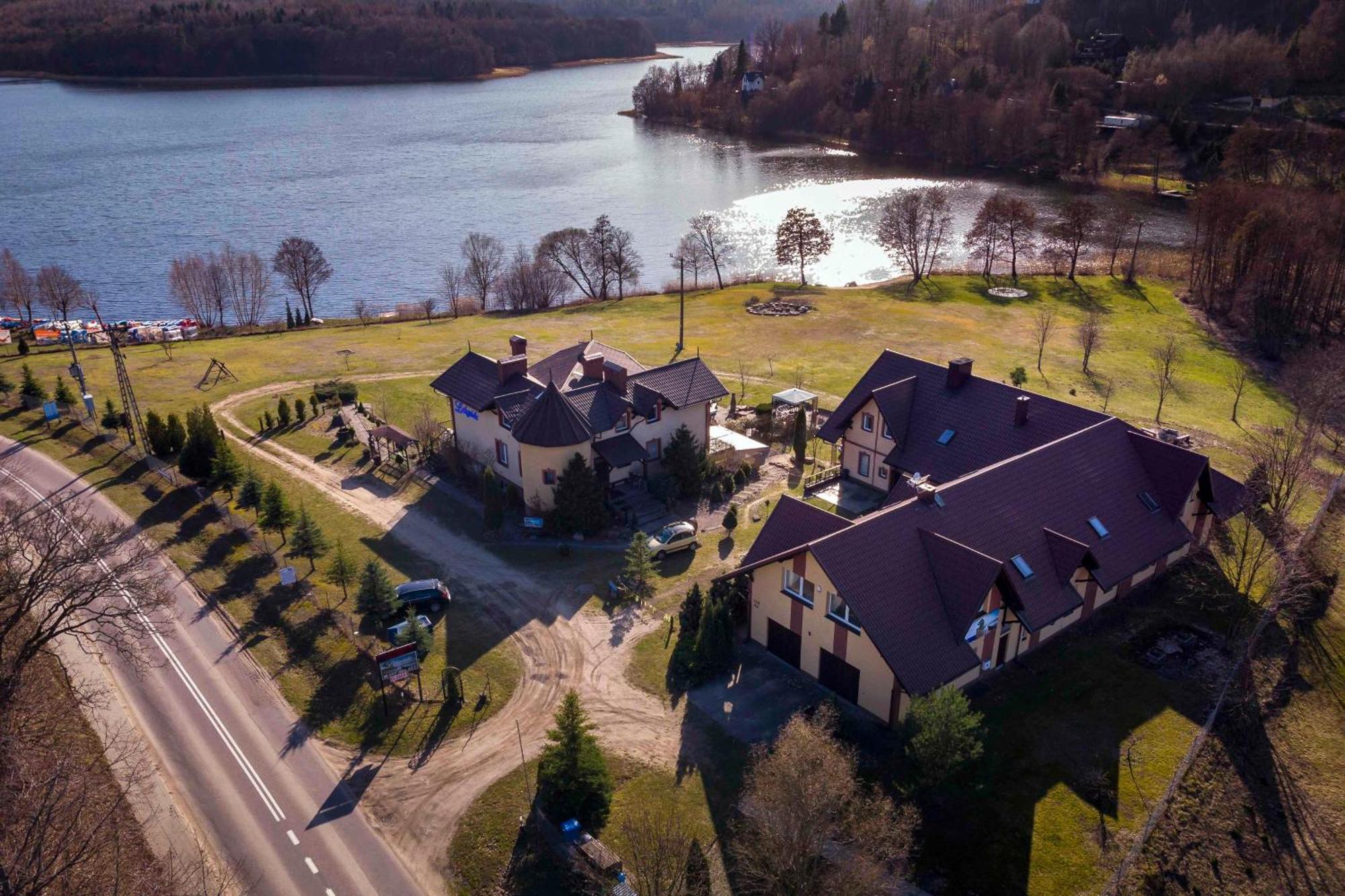 Pensjonat Nad Jeziorem Lakeside Brodnica Dolna Kültér fotó