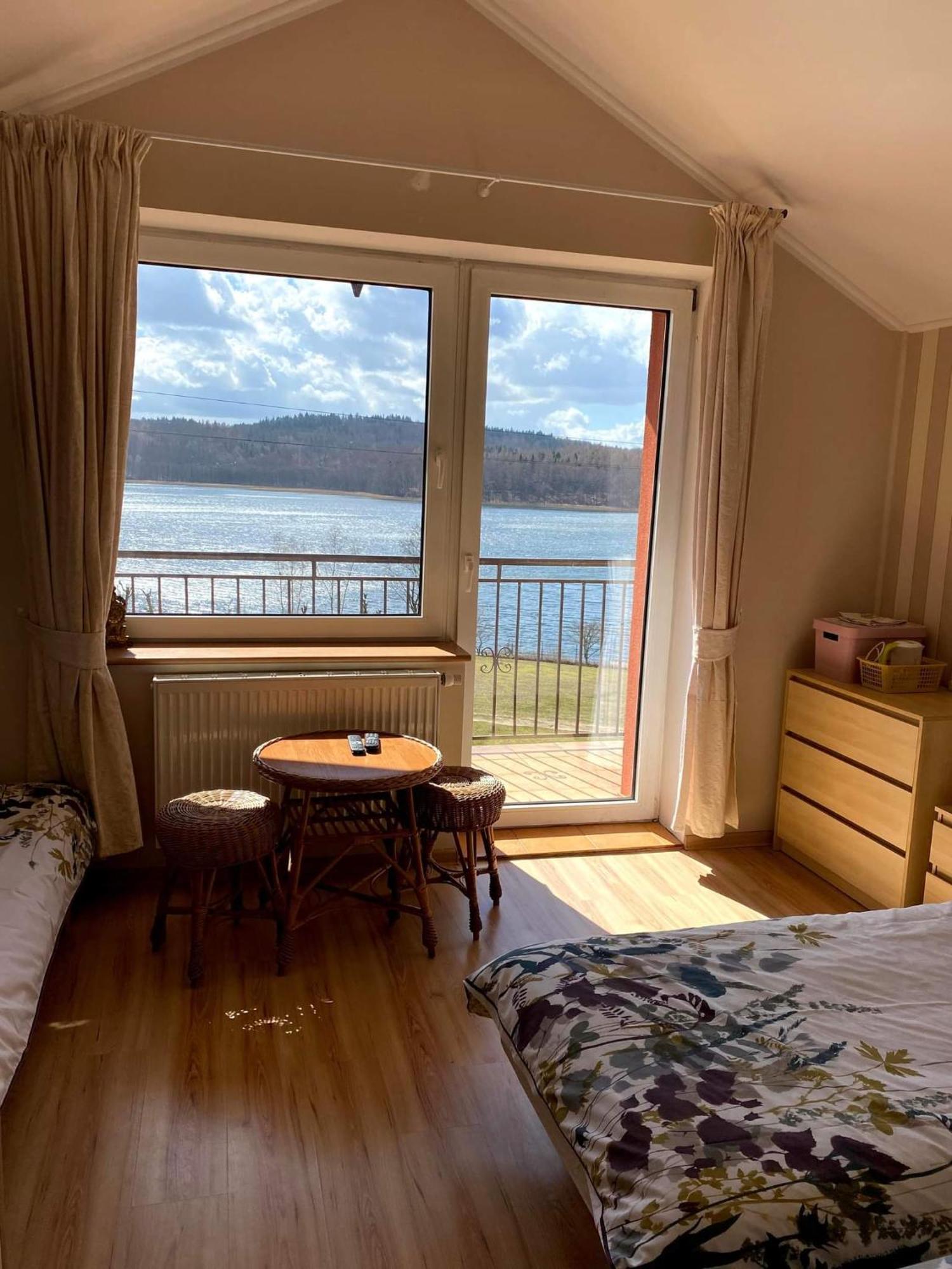 Pensjonat Nad Jeziorem Lakeside Brodnica Dolna Szoba fotó