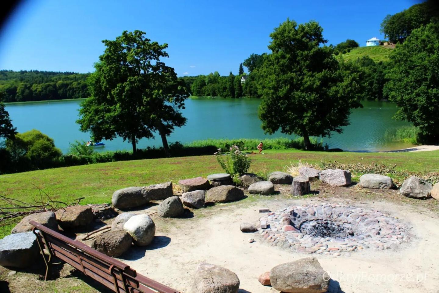 Pensjonat Nad Jeziorem Lakeside Brodnica Dolna Kültér fotó